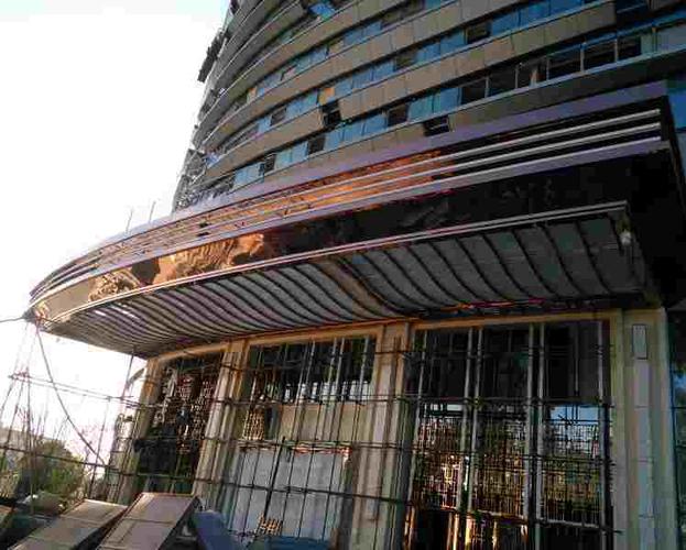 不銹鋼雕塑門頭吊頂金屬建筑工程廠家10年不銹鋼雕塑金屬制品定制廠家